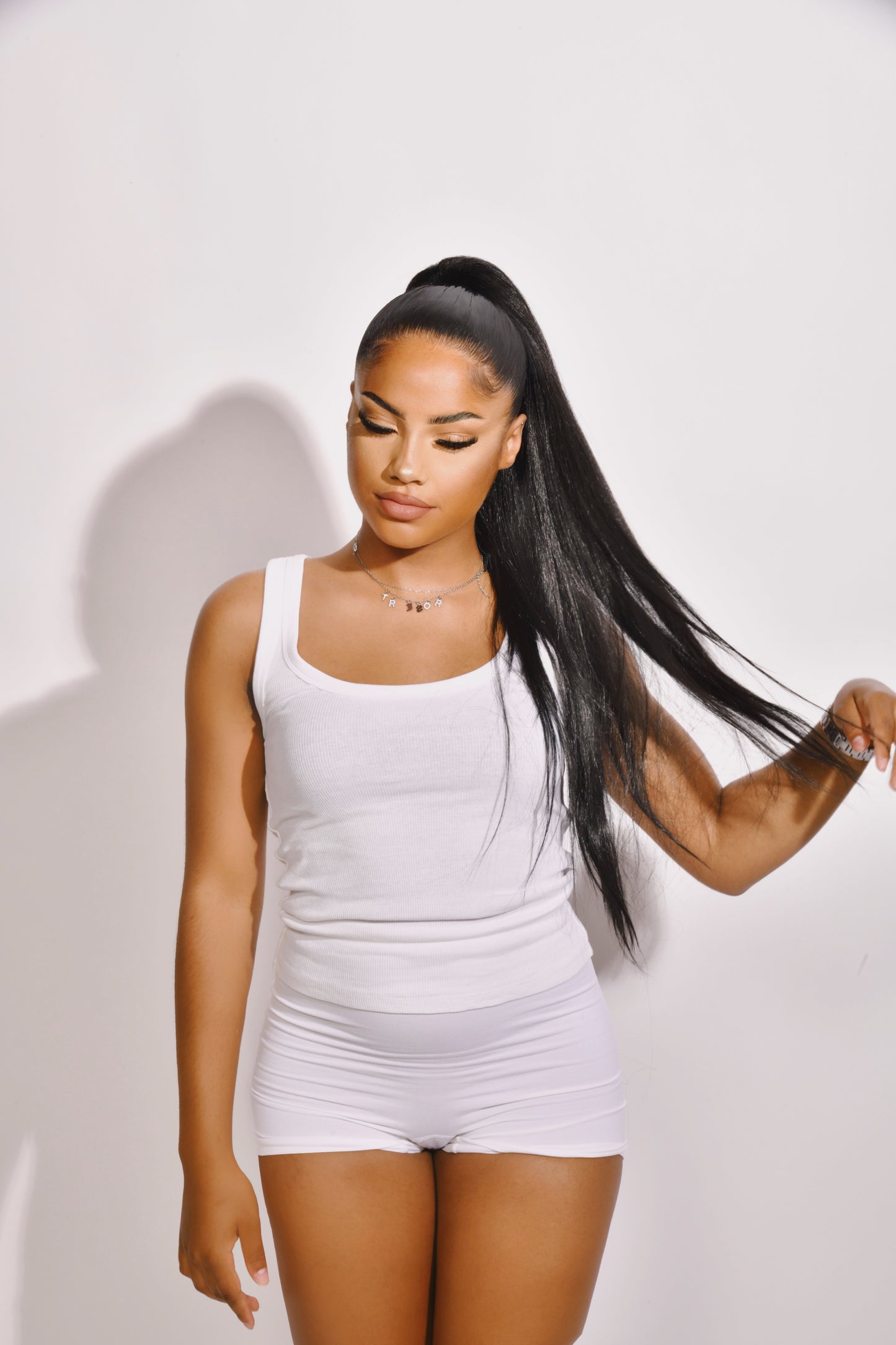 Postiche 28 pouces cordon de serrage - L'essentiel | Eden Hair Eden hair